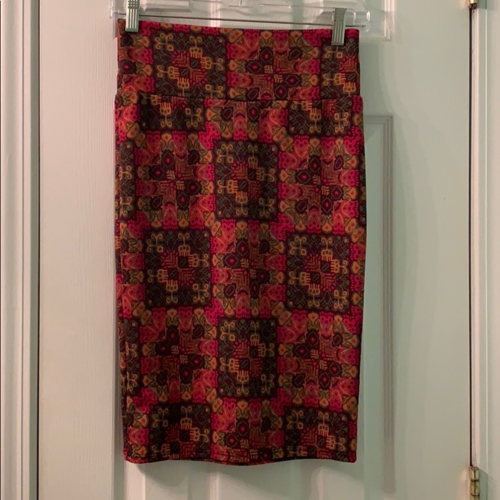 Lularoe cassie skirt.       NWOT